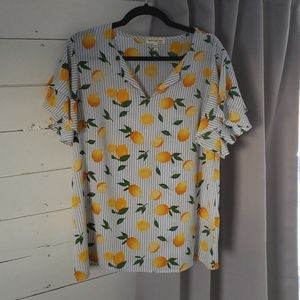 Cute lemon blouse size large to extra large